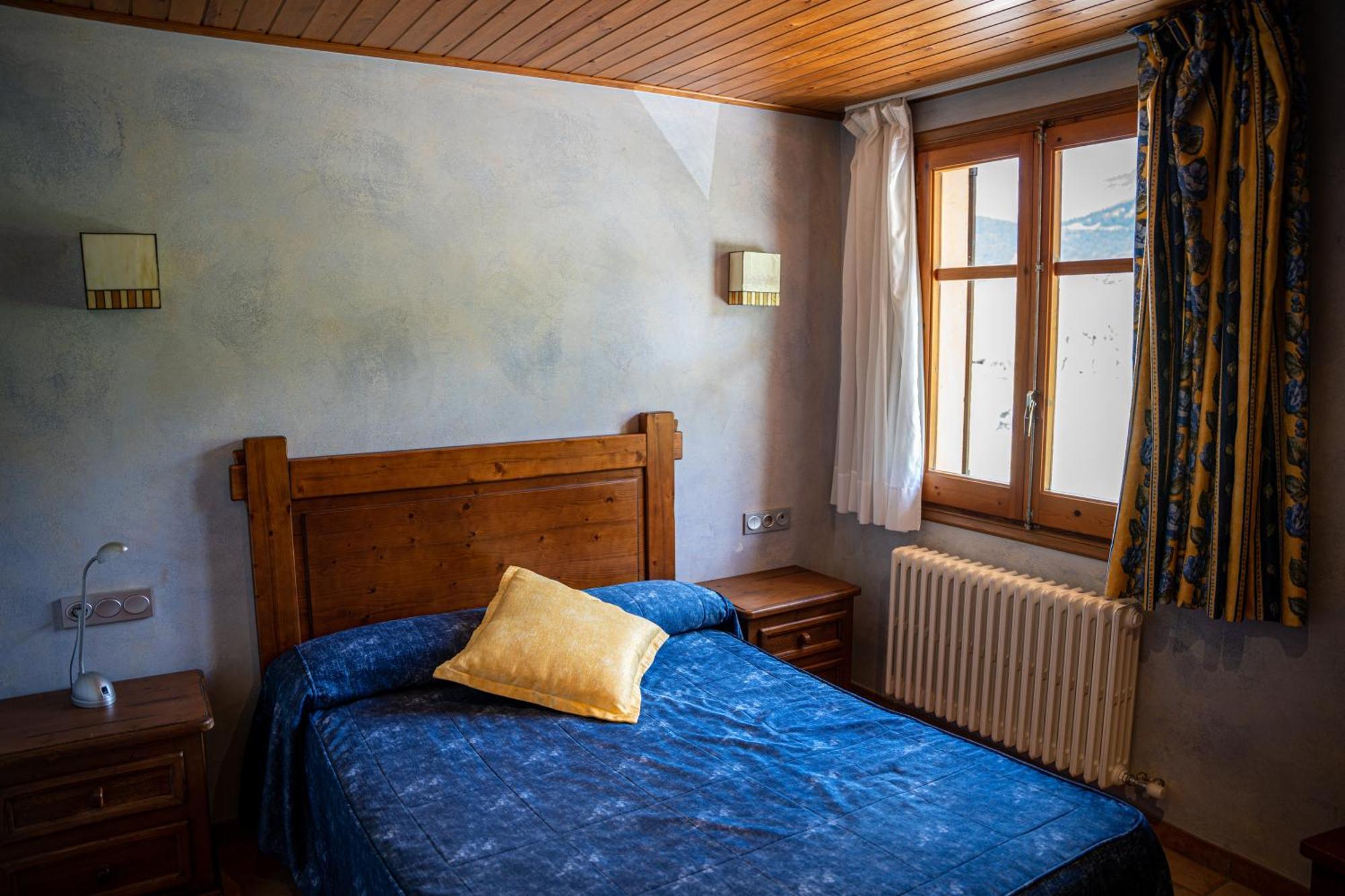 Hostal Cal Francisco Gósol Esterno foto